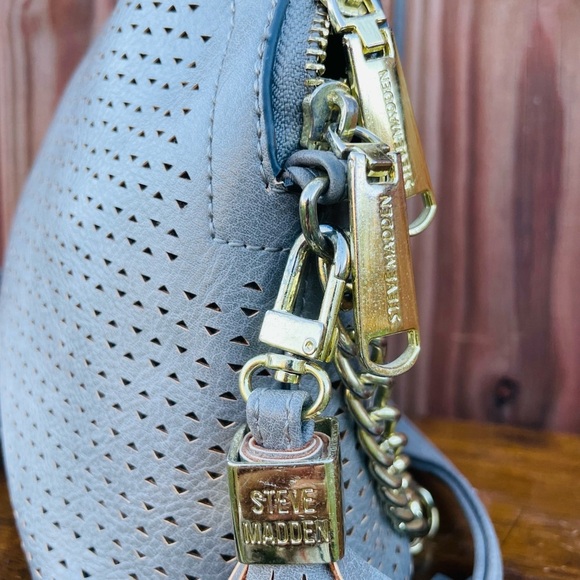 Steve Madden purse silver Gray  perforated leather Women's crossbody Bag - Picture 10 of 15